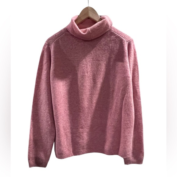 L.L. Bean Wool & Angora Sweater - Picture 1 of 9